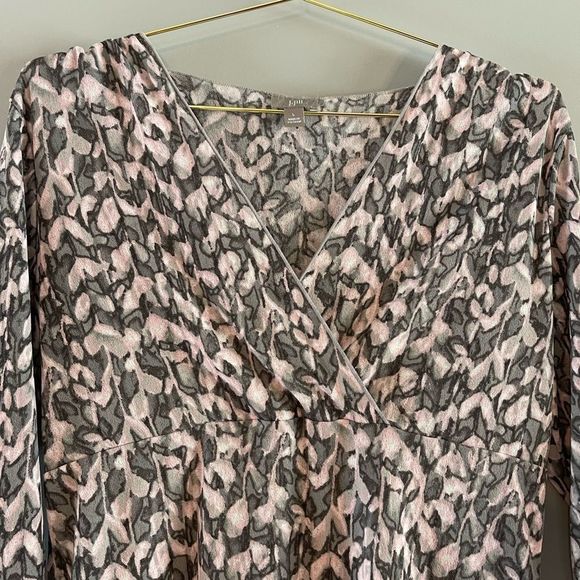 J.Jill Mesh Surplice Pink & Gray Marble Print Top || SZ Large - Picture 5 of 10